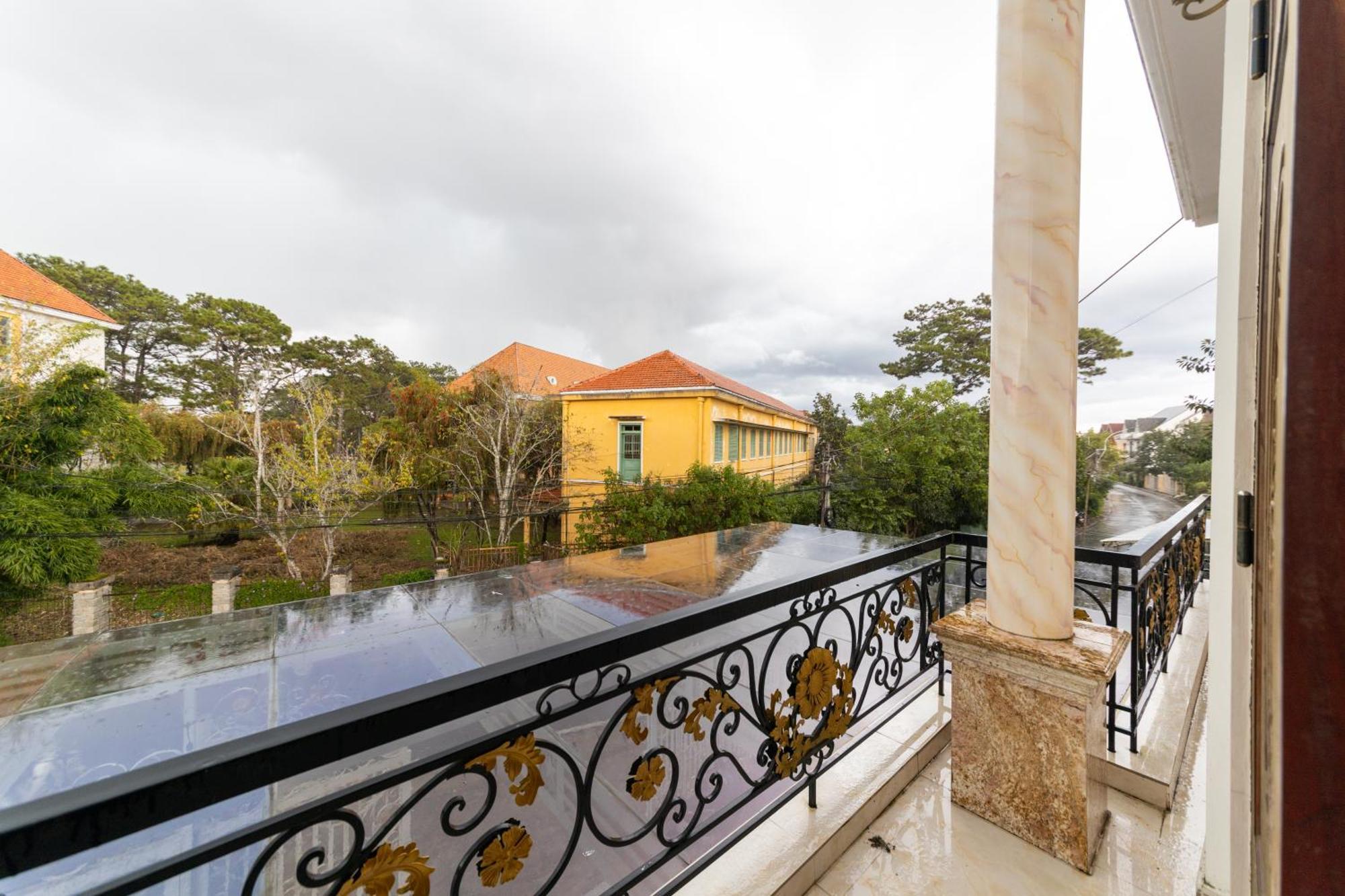 Hotel Xuan Truong Luxury Dalat Esterno foto