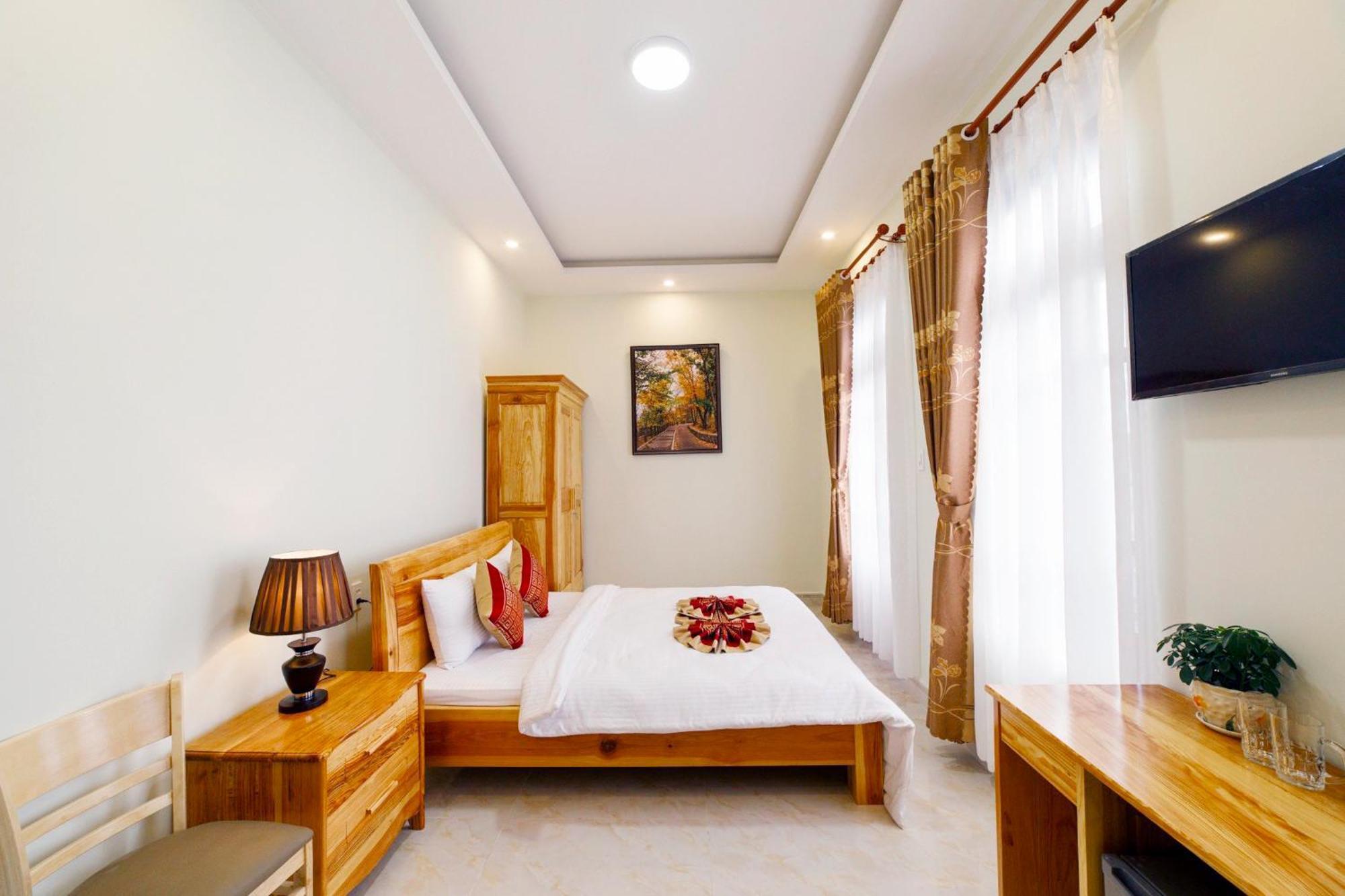 Hotel Xuan Truong Luxury Dalat Esterno foto