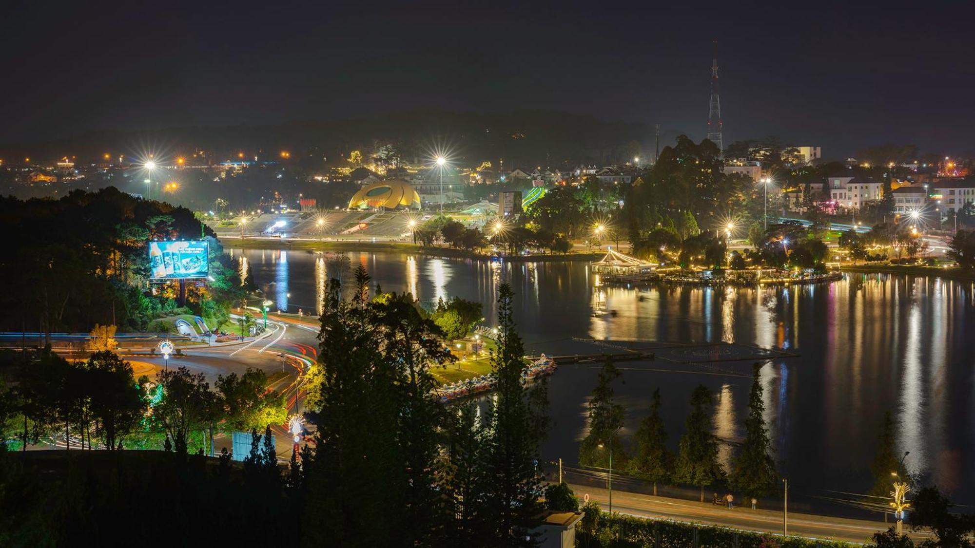 Hotel Xuan Truong Luxury Dalat Esterno foto