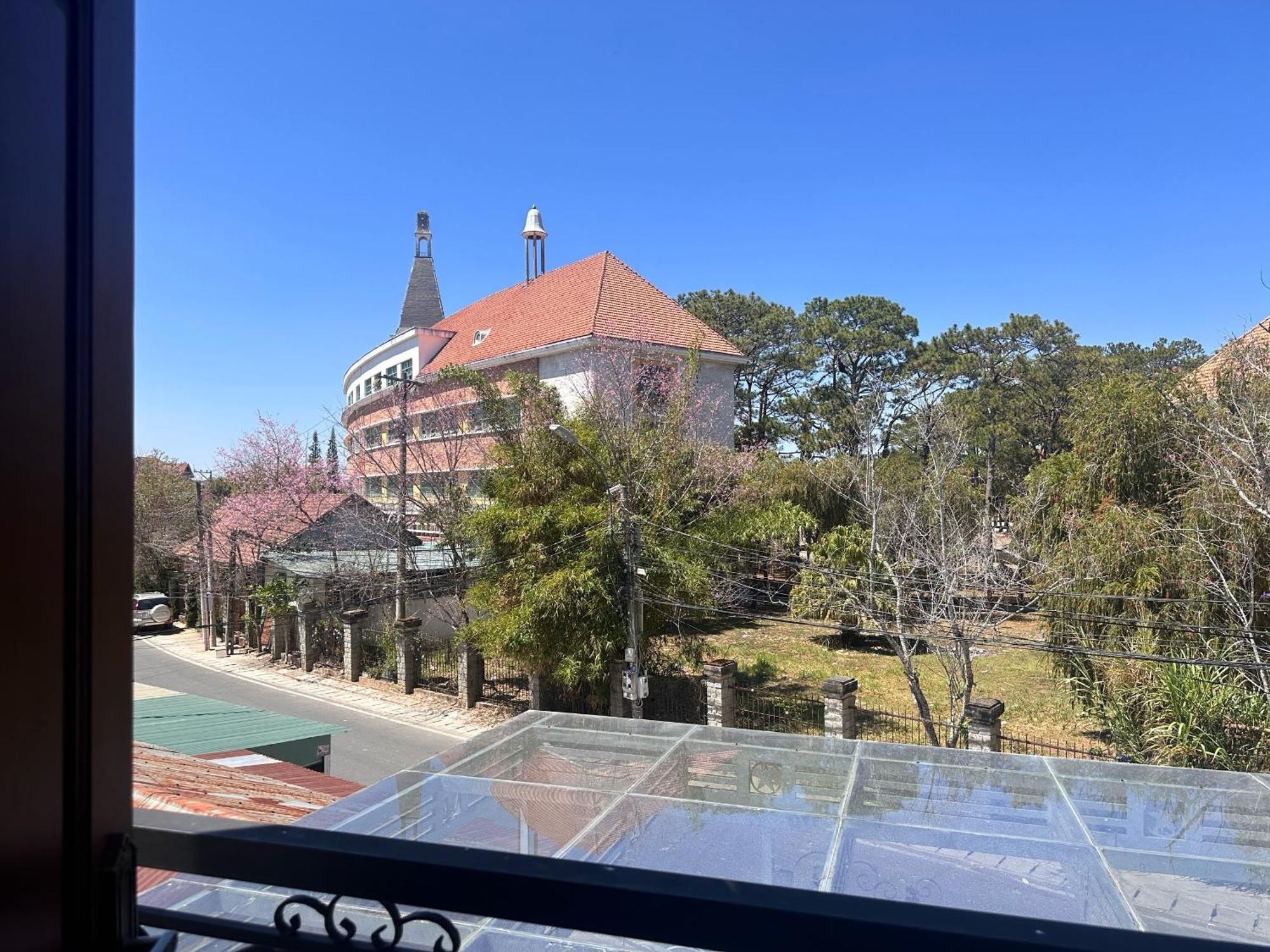 Hotel Xuan Truong Luxury Dalat Esterno foto
